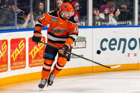 Anthony Petruzzelli Game Used 2024-25 Orange Komets Jersey